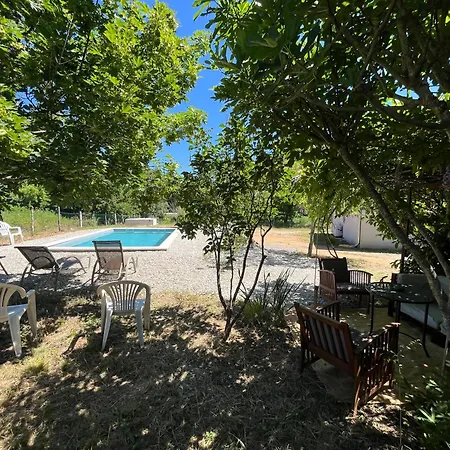 Des Lauriers Blancs Holiday home